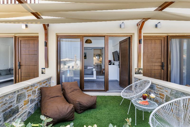 سوییت جونیور با چشمانداز استخر, Skopelos Holidays Hotel & Spa