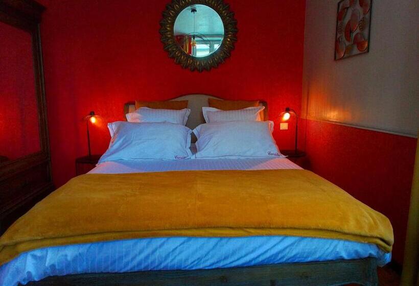 اتاق لوکس, Camélia