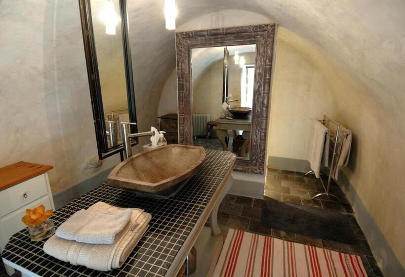 جناح ديلوكس, La Maison Blanche Uzès