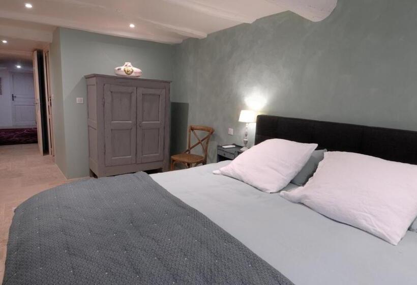 جناح ديلوكس, La Maison Blanche Uzès