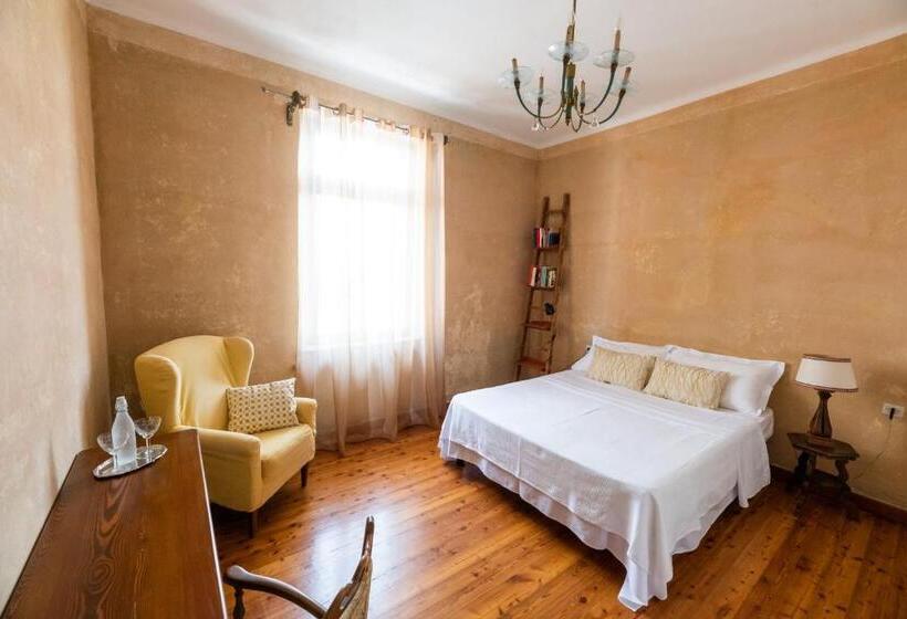 اتاق استاندارد, The Liberty Terrace