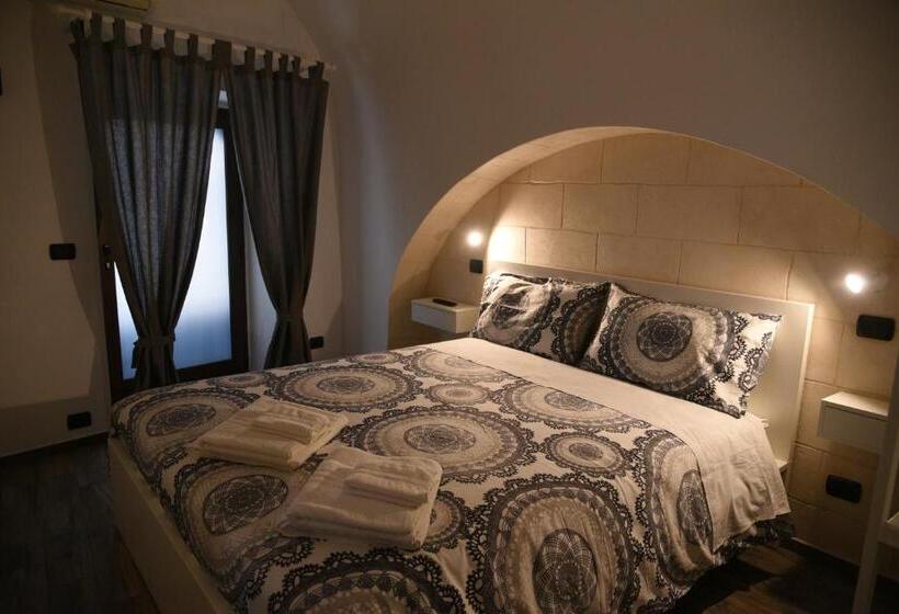 اتاق استاندارد, Mea House And 2019