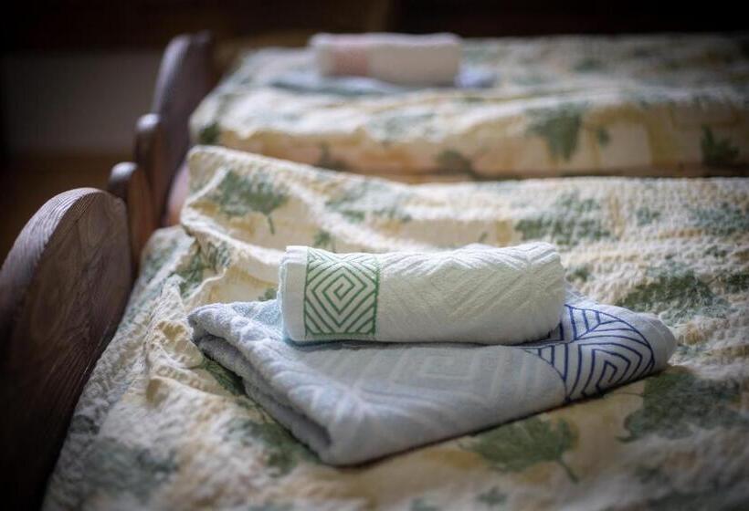 标准三人间, Penzión & Bar Natali