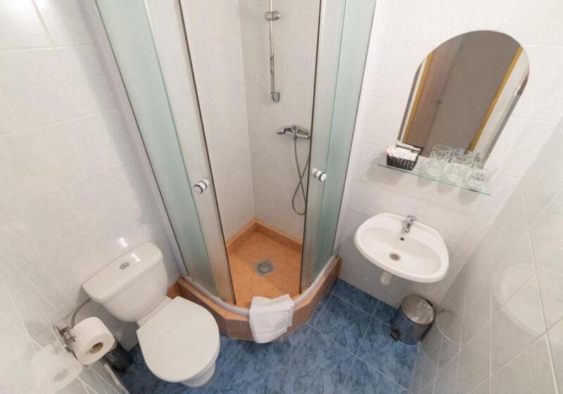 标准间, Penzión & Bar Natali