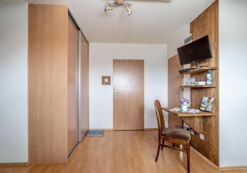 标准间, Penzión & Bar Natali