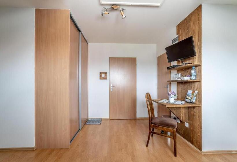 标准间, Penzión & Bar Natali