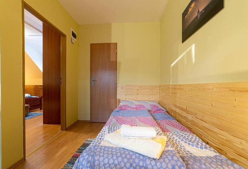 패밀리 룸, Penzión & Bar Natali