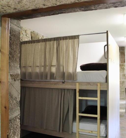 共用房间的床, Albergue Rectoral San Mamede Da Pena Exclusive For Pilgrims