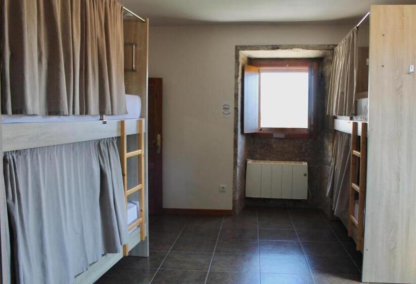 共用房间的床, Albergue Rectoral San Mamede Da Pena Exclusive For Pilgrims