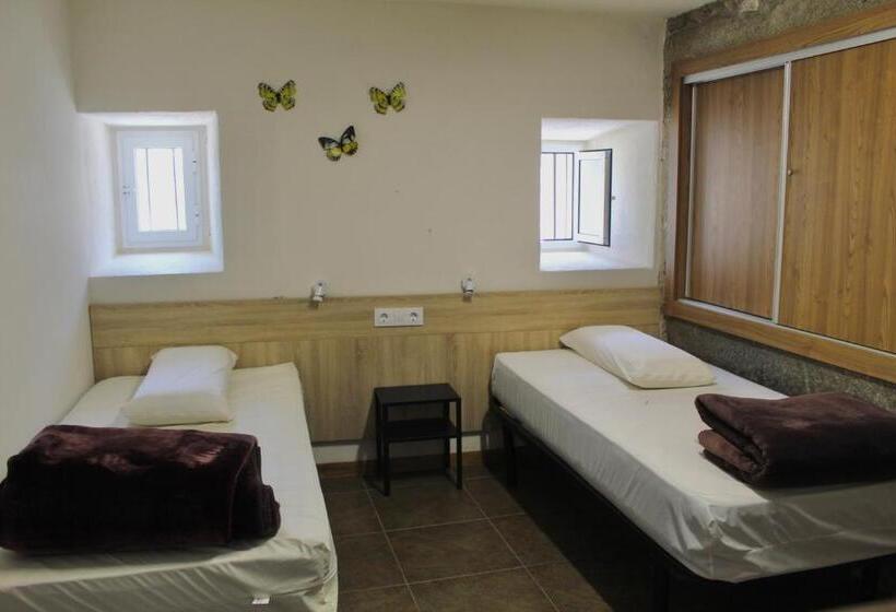 带共用浴室的标准房间, Albergue Rectoral San Mamede Da Pena Exclusive For Pilgrims