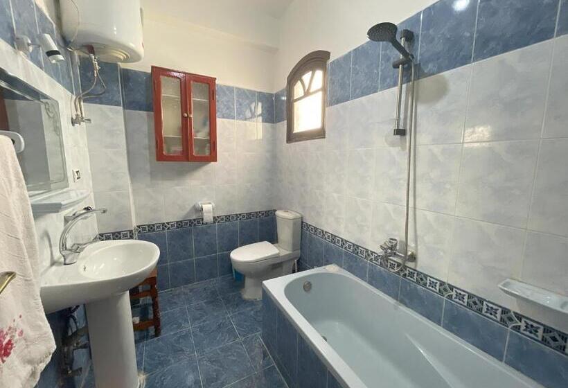 스탠다드 스튜디오 킹침대, Gîte Hôtel Ramla Louxor