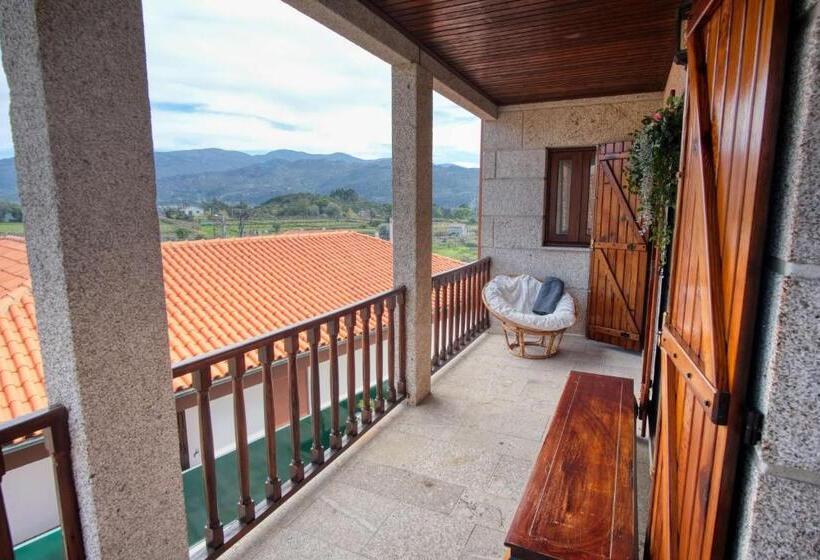 Дом 3 Спальни, Casa Da Touça