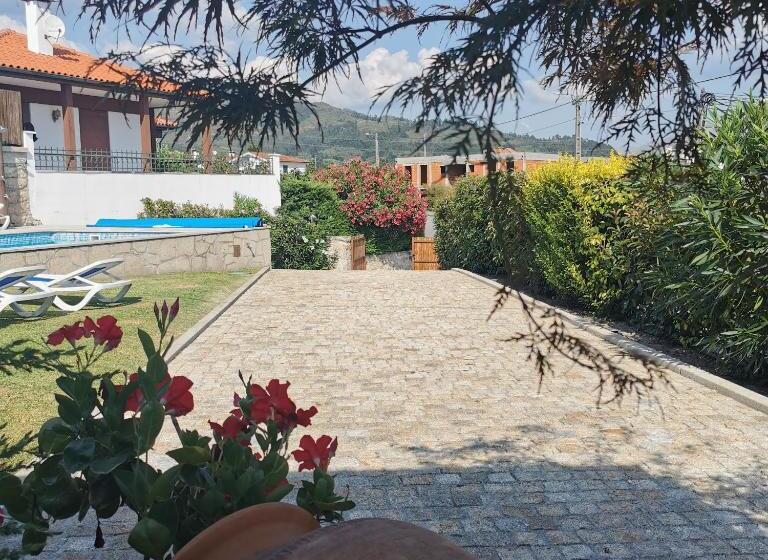 Дом 3 Спальни, Casa Da Touça