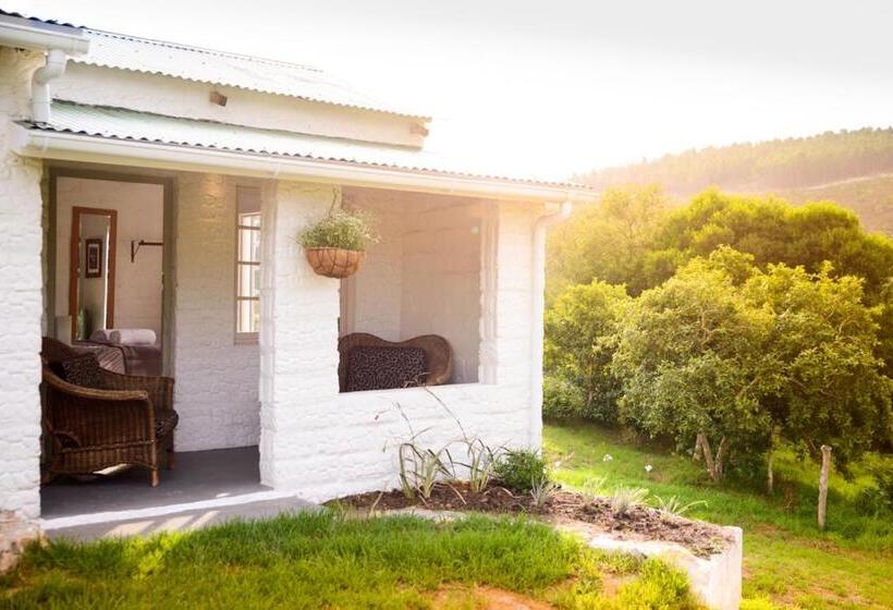 Дом 2 Спальни, Laughing Waters Farm