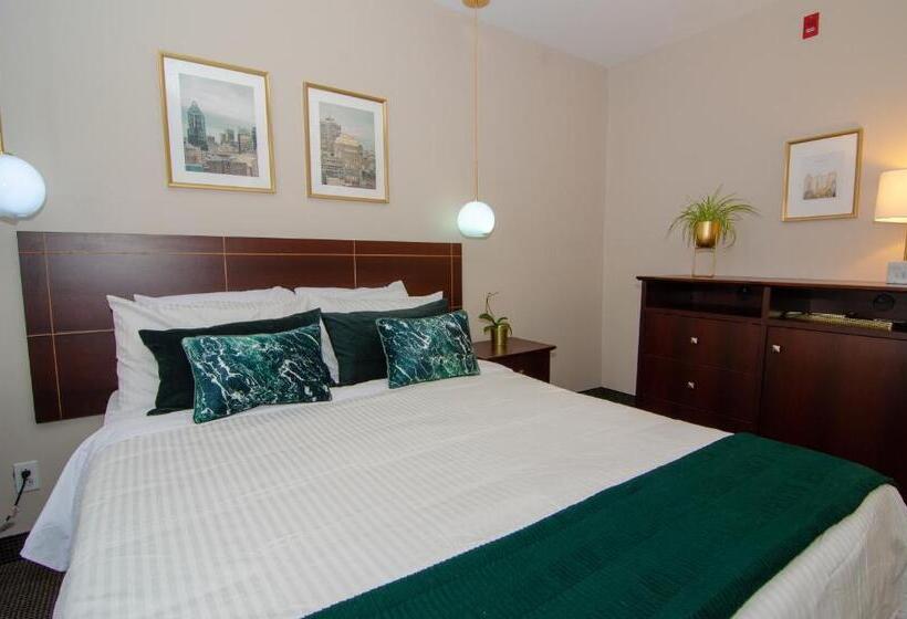 스탠다드 자쿠지 룸, Maison Cartier Montreal