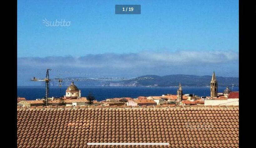 غرفة قياسية مطلّة علي البحر, Civico 17