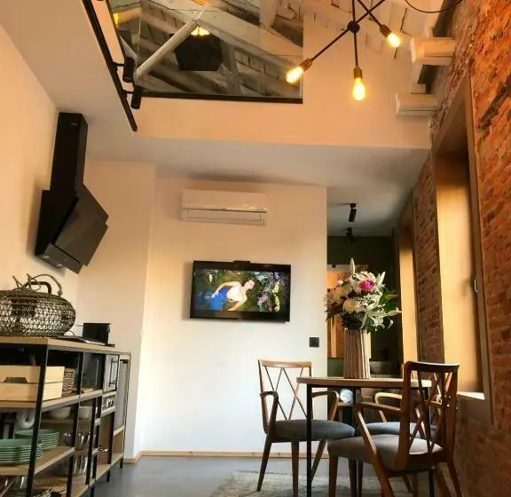 Apartament Dúplex 1 Dormitori, 13 Suites