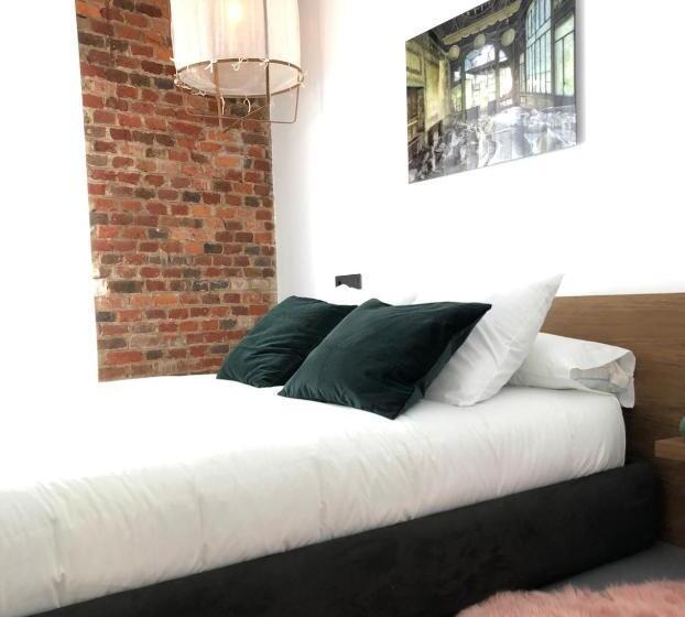 اتاق استاندارد, 13 Suites