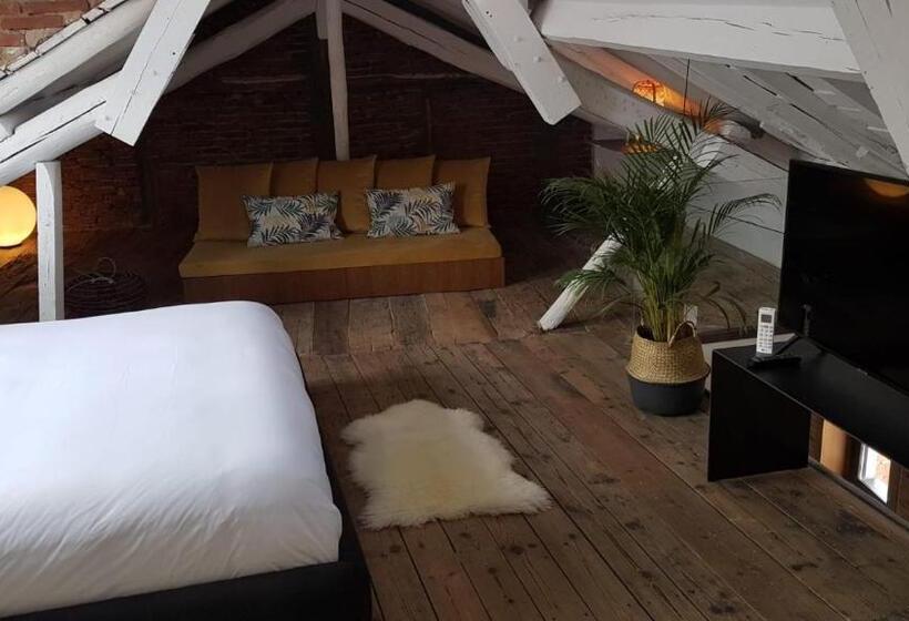 آپارتمان دوبلکس 1 خوابه, 13 Suites