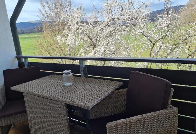 バルコニー付きスタンダードルーム, Mut.haus