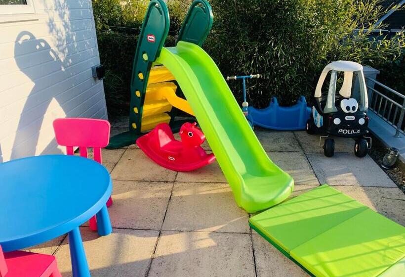 اتاق استاندارد, Nicolas Devon Air Bed And Breakfast