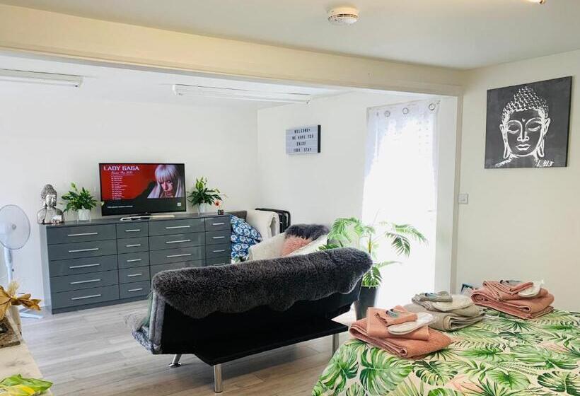 Номер Стандарт, Nicolas Devon Air Bed And Breakfast