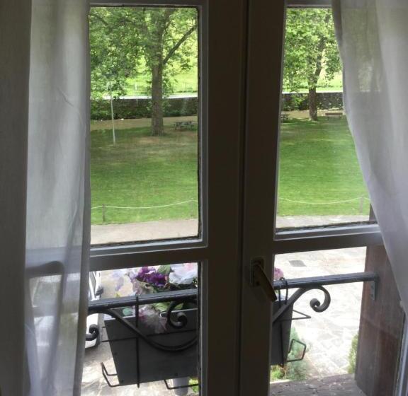 חדר סטנדרט, Auberge Henri Iv