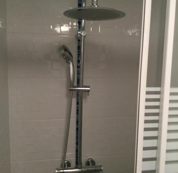 חדר סטנדרט, Auberge Henri Iv