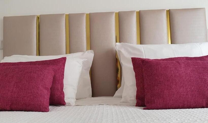 Quarto Estandar com Sacada, Nova Delpa Al