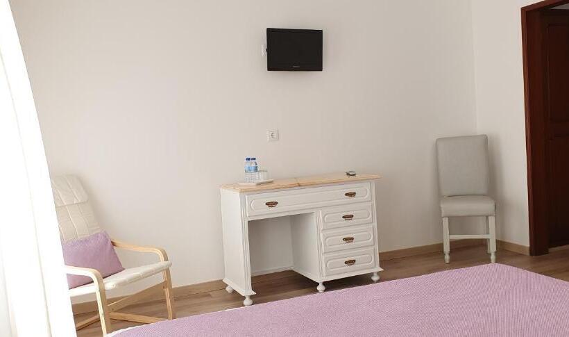 标准三人间, Nova Delpa Al