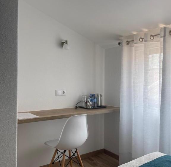 Quarto Familiar, Nova Delpa Al