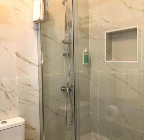 Quarto Estandar, Nova Delpa Al