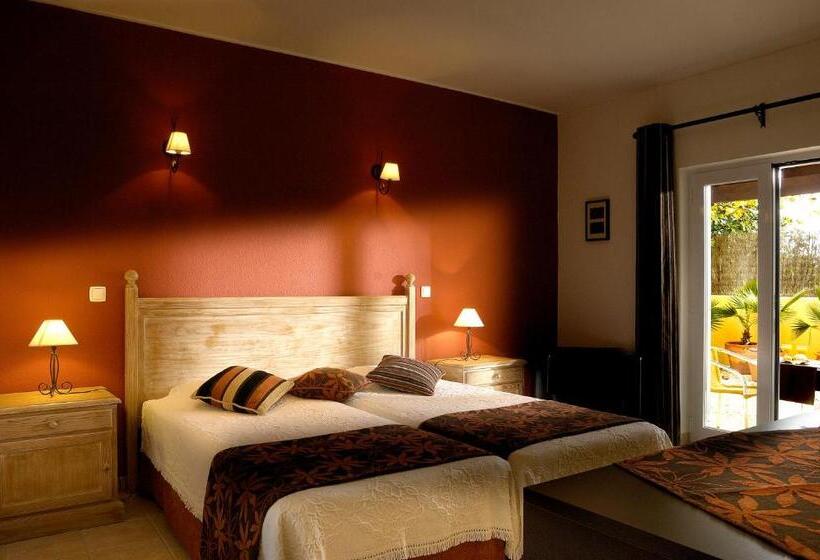 Номер Стандарт с Террасой, Casa Bela Moura, Boutique Hotel & Wine