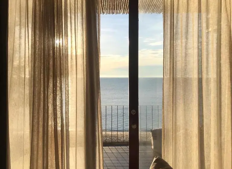 オーシャンビュースタンダードルームバルコニー付き, Chula Beach Resort