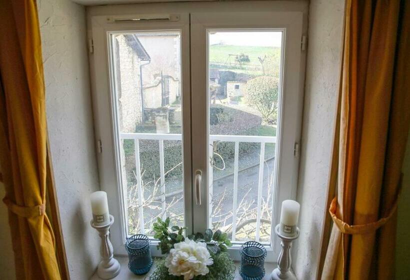 חדר משפחתי נוף לגינה, Domaine De Beaufort