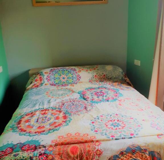 اتاق استاندارد با سرویس بهداشتی مشترک, La Pita Guesthouse