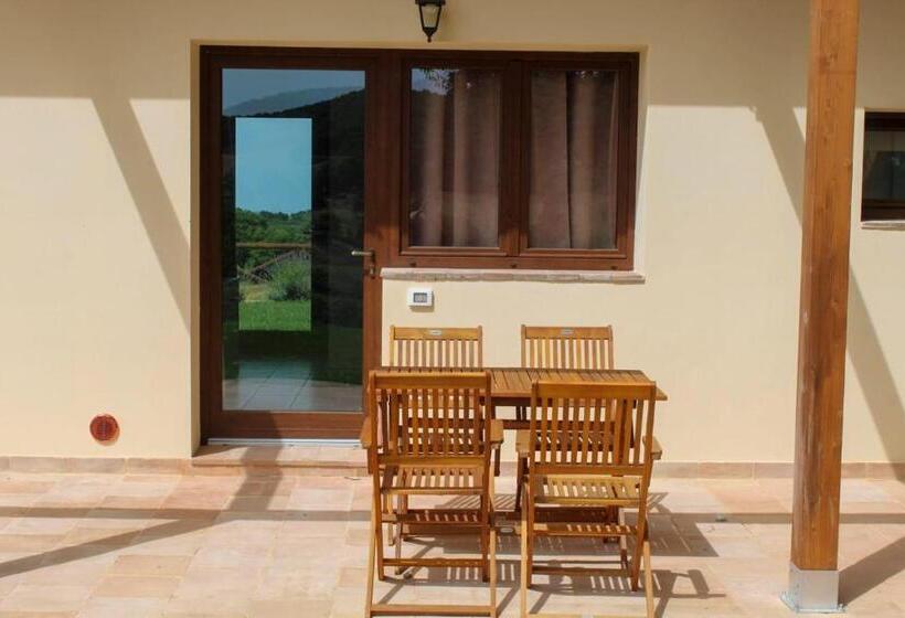 اتاق استاندارد با چشمانداز باغ, Agriturismo Poggio Monte Saturnia