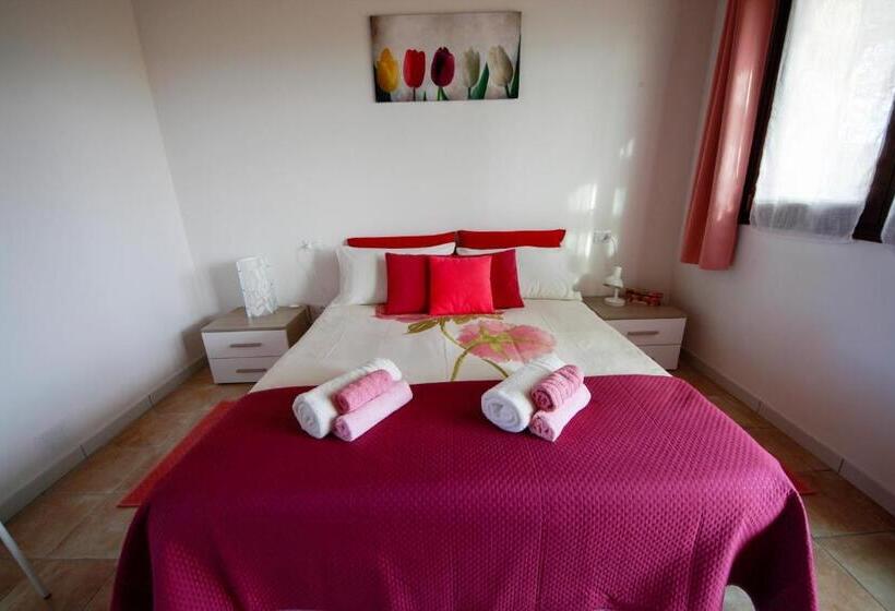 Номер Стандарт Вид на Сад, Agriturismo Poggio Monte Saturnia