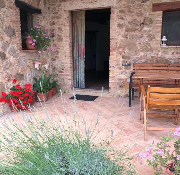 اتاق لوکس, Agriturismo Poggio Monte Saturnia