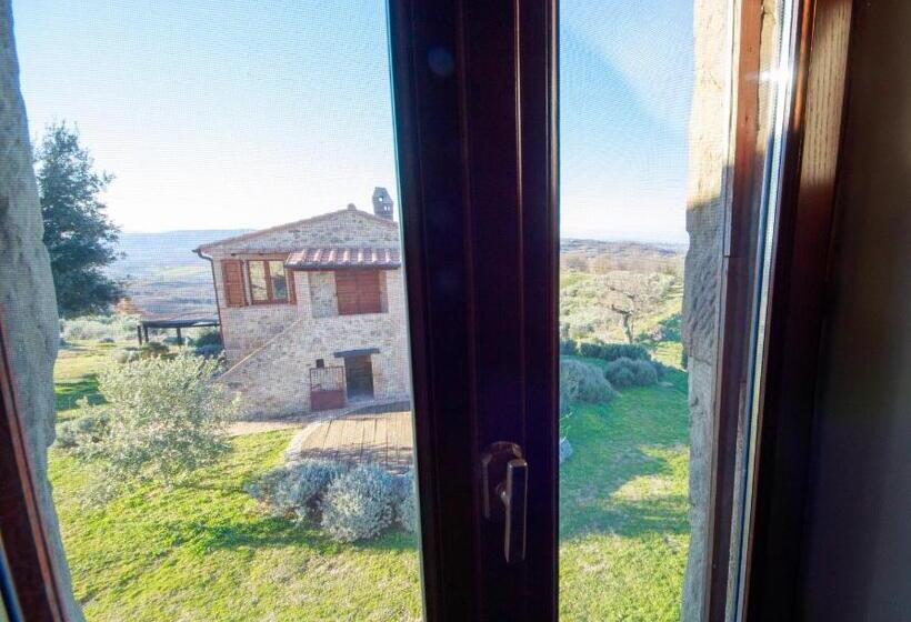 اتاق استاندارد, Agriturismo Poggio Monte Saturnia