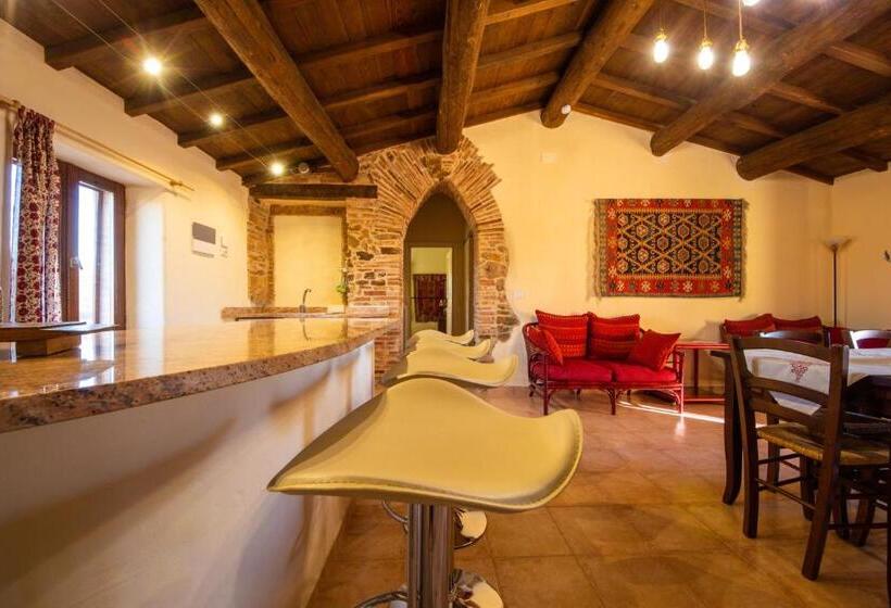 آپارتمان لوکس 1 خوابه, Agriturismo Poggio Monte Saturnia