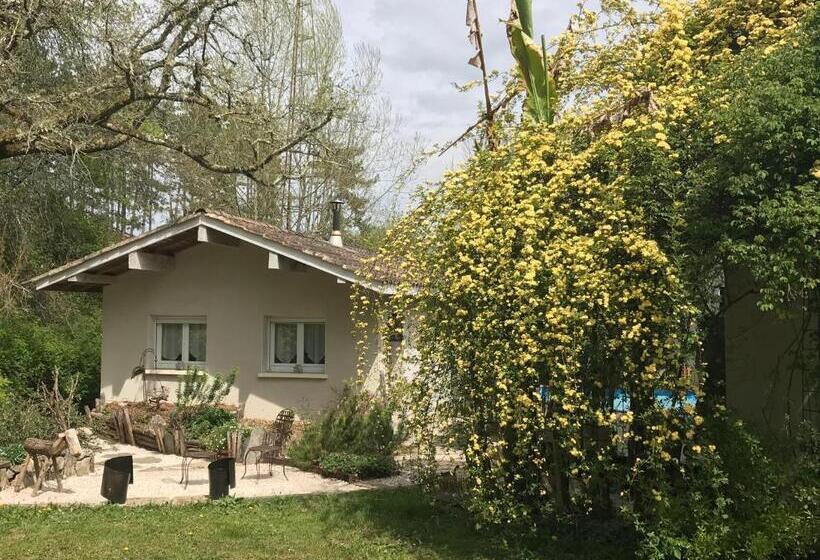 Номер Стандарт Вид на Сад, Chambre D Hôtes Au Calme Avec Spa