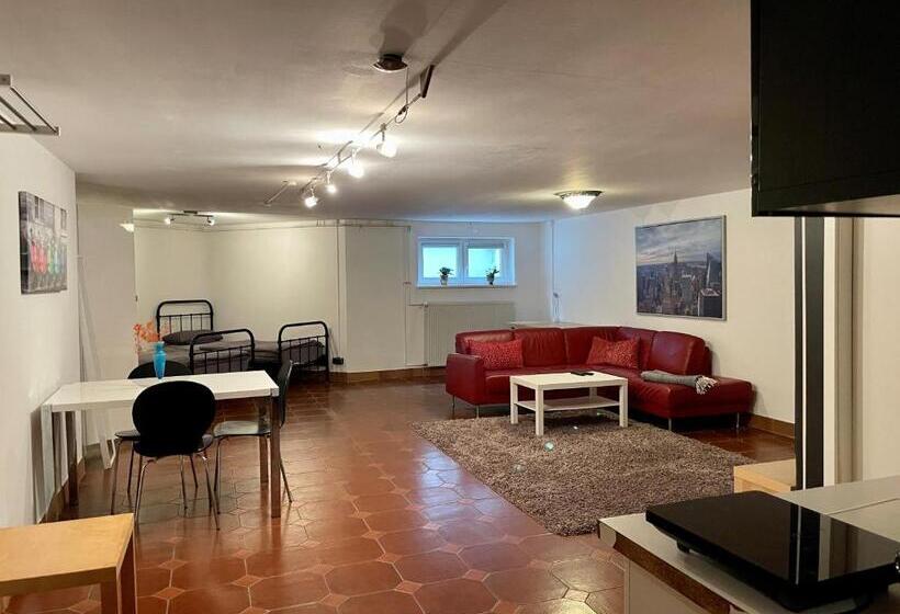 디럭스 스튜디오, Gästehaus Vigliarolo