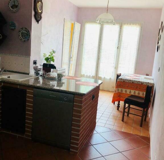 غرفة قياسية, Villa Aurora