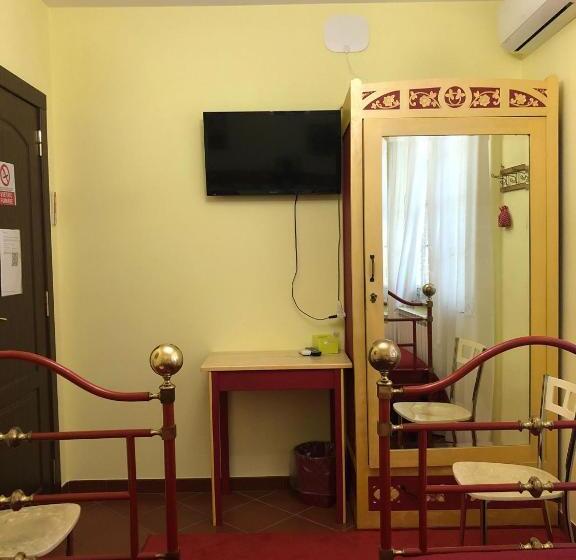 标准间, Villa Aurora