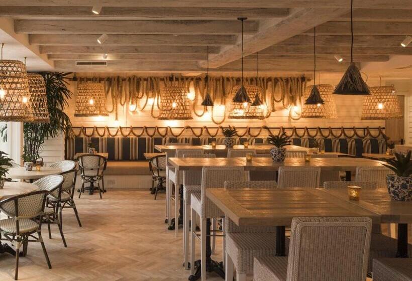 Полулюкс Повышенной Комфортности, Sandy Mount House