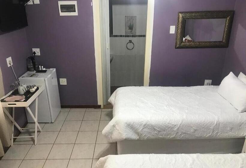 Ekonomik Oda, Ankuweni Guest House