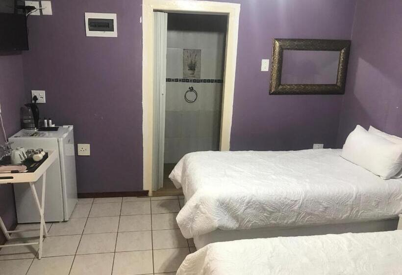 Ekonomik Oda, Ankuweni Guest House