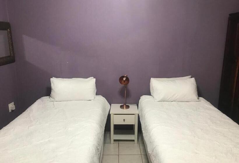 Номер Economy, Ankuweni Guest House