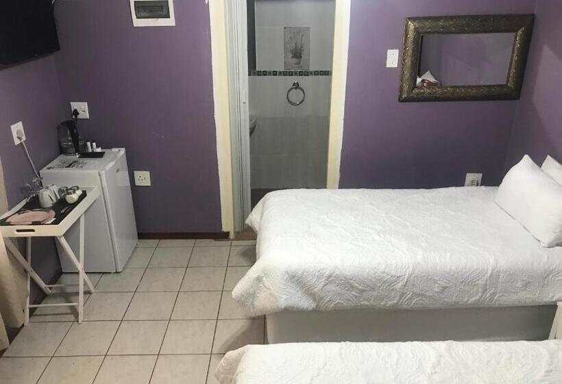 Ekonomik Oda, Ankuweni Guest House